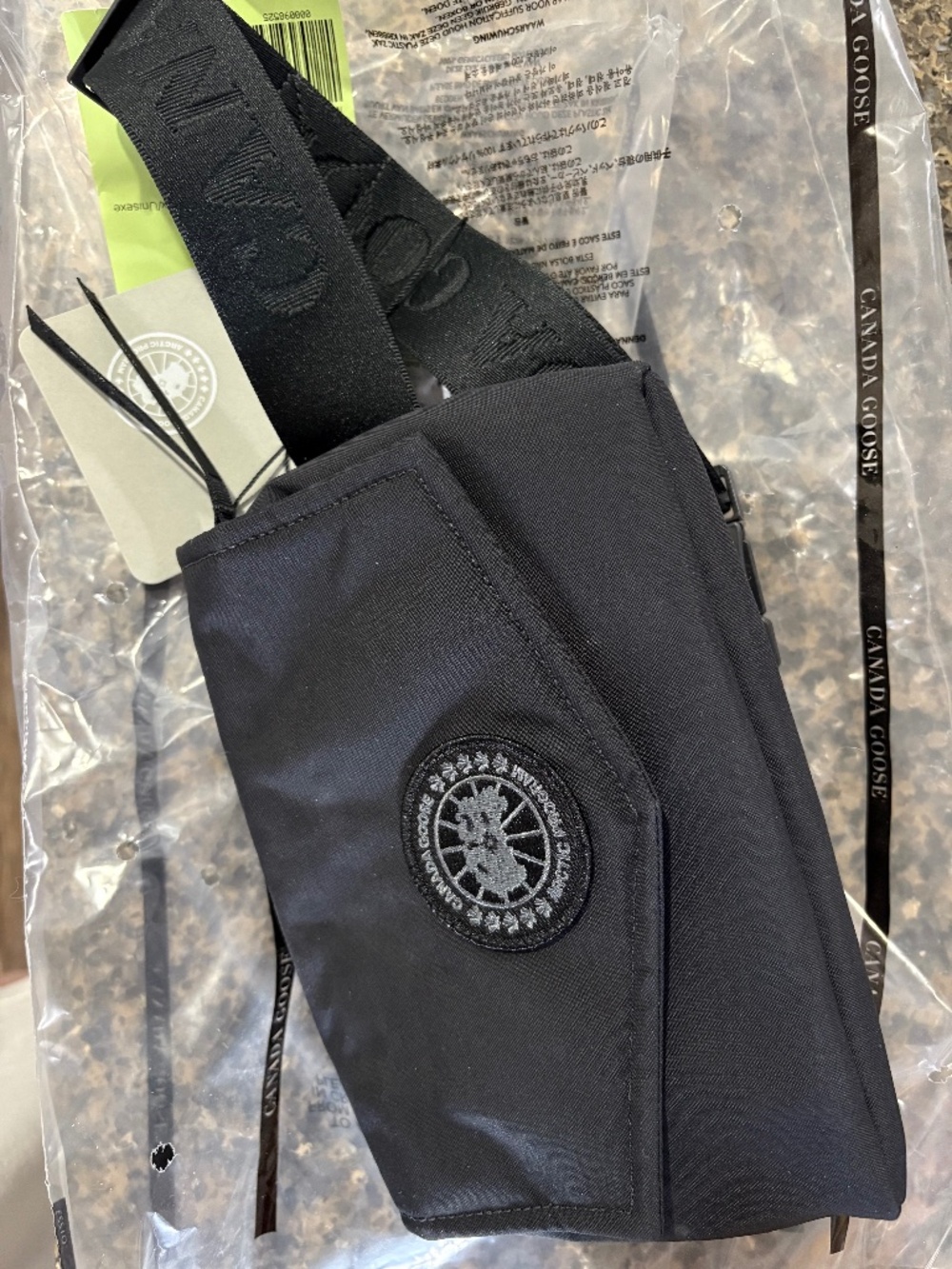 Canada Goose Waistpack black
